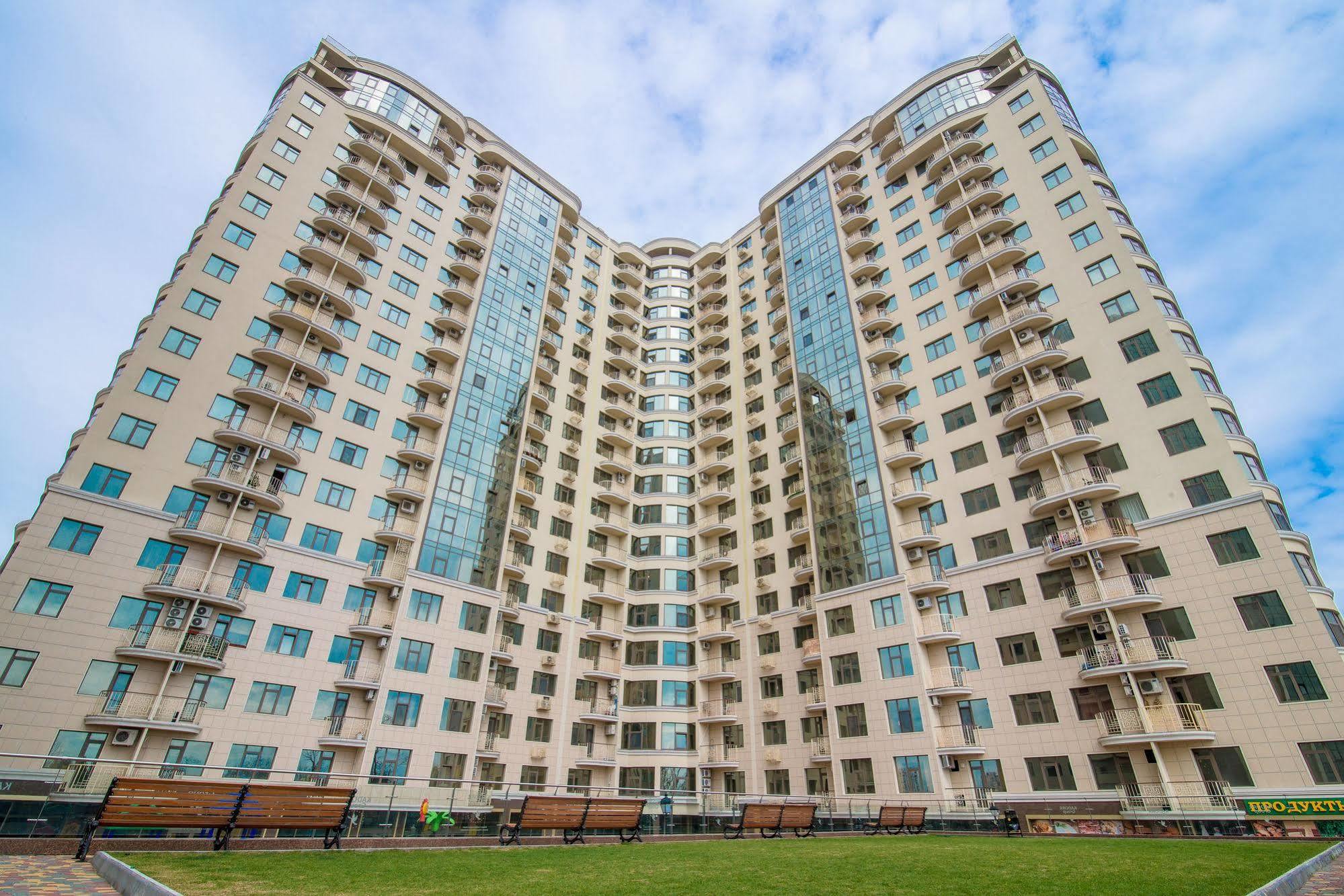 12Th Floor Apartments Odessa Esterno foto